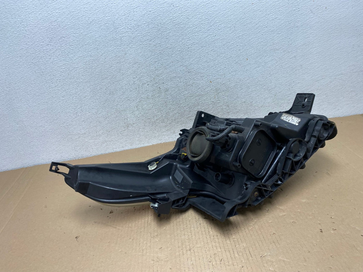 2011 to 2015 Ford Explorer Left Driver LH Halogen Headlight AF3152 LK7