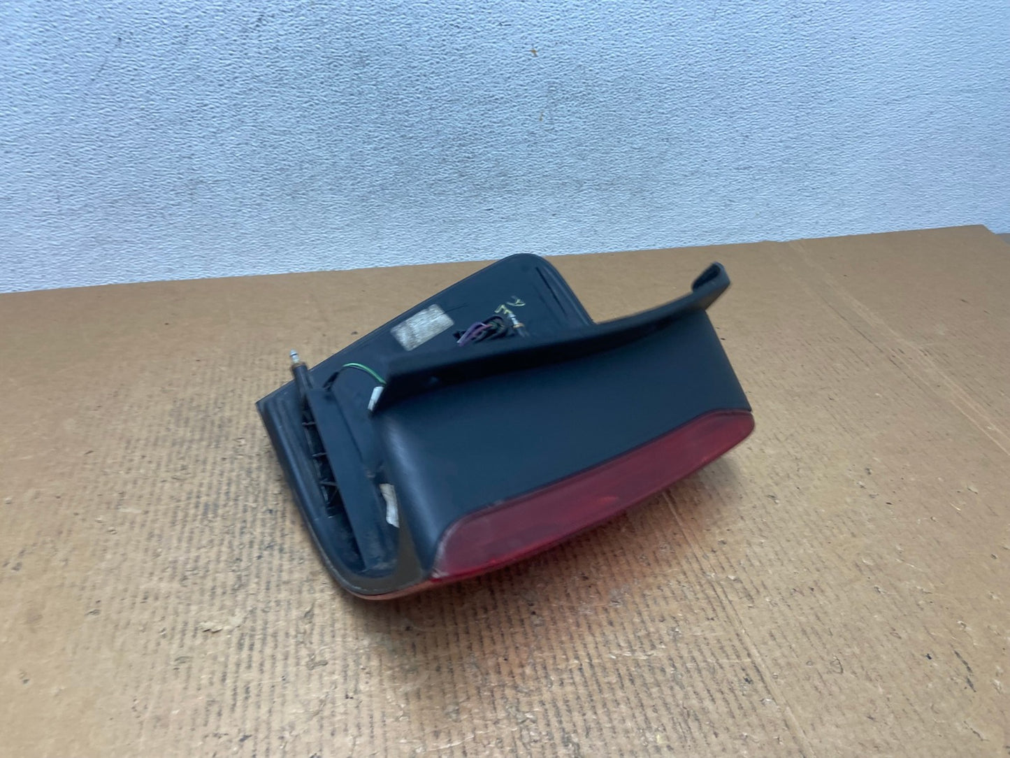 2008 to 2012 Ford Escape Right Passenger RH Side Tail Light AE2820 LK4