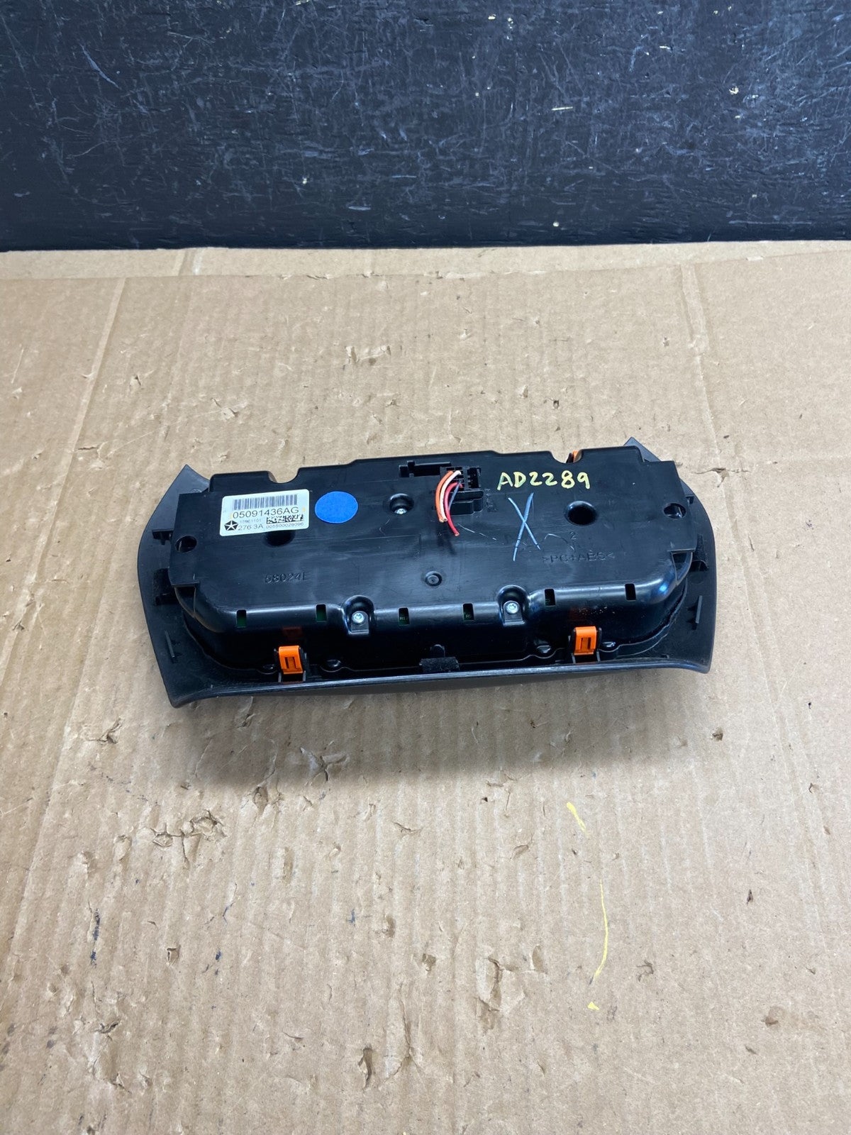 2014 to 2017 Jeep Cherokee Heater Climate Temperature Control AD2289 DG4