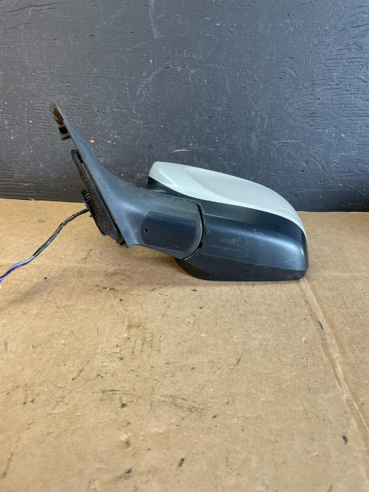 2009 to 2010 Subaru Forester Left Driver Side View Power Door Mirror AE1036 DW3