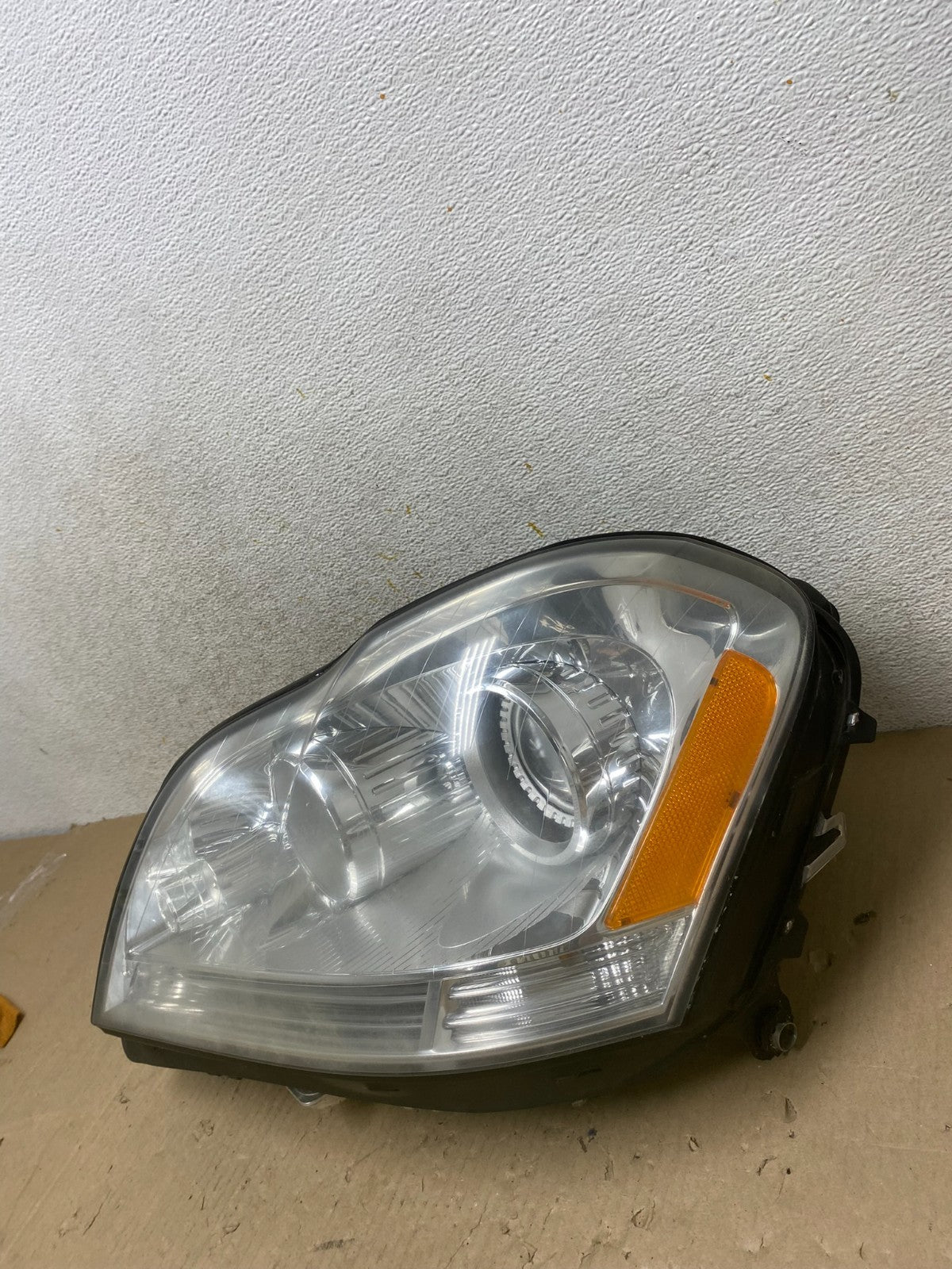2007 to 2009 Mercedes GL-Class GL450 Left Driver LH Xenon Headlight AH6875 DW1