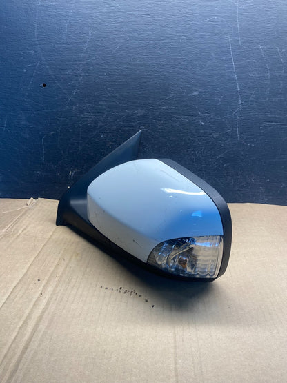 2007 to 2014 Volvo XC90 Left Driver View Door Trn Signal Mirror AE2170 DW2