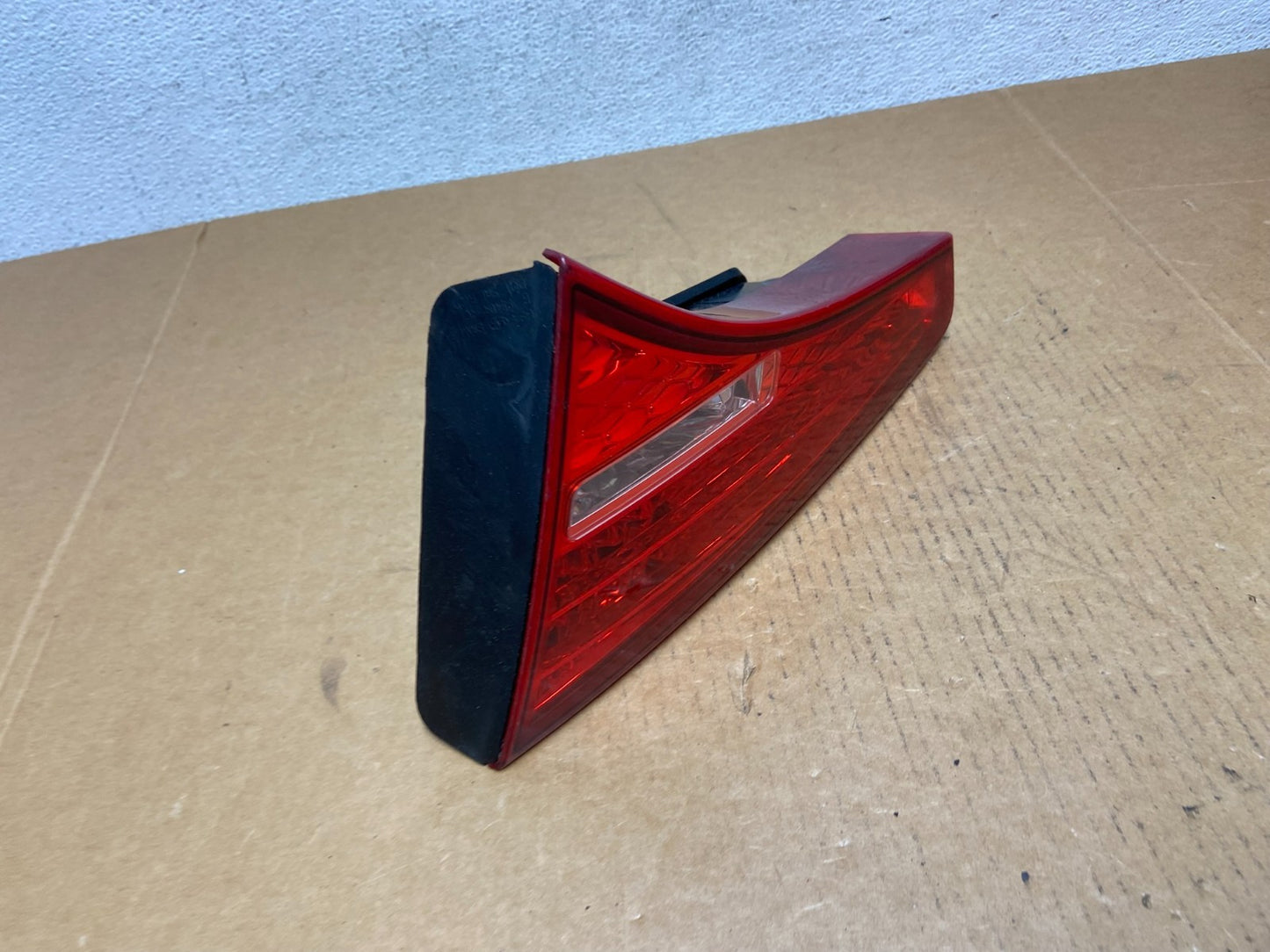 2011 2012 2013 Kia Optima Right Passenger RH Side Inner Tail Light AD9100 DW2
