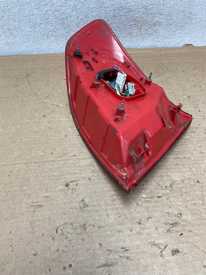 2003 to 2004 Infiniti G35 Right Passenger Rh Side Tail Light AH9140 LK7