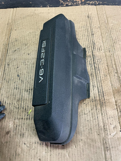 2008 to 2008 Audi  A6 3.2L Engine Motor Cover Oem s6051 DG3