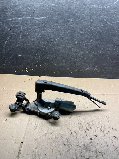 2012 - 2017 Hyundai Veloster Rear Glass Windshield Wiper Motor W1172 DG1
