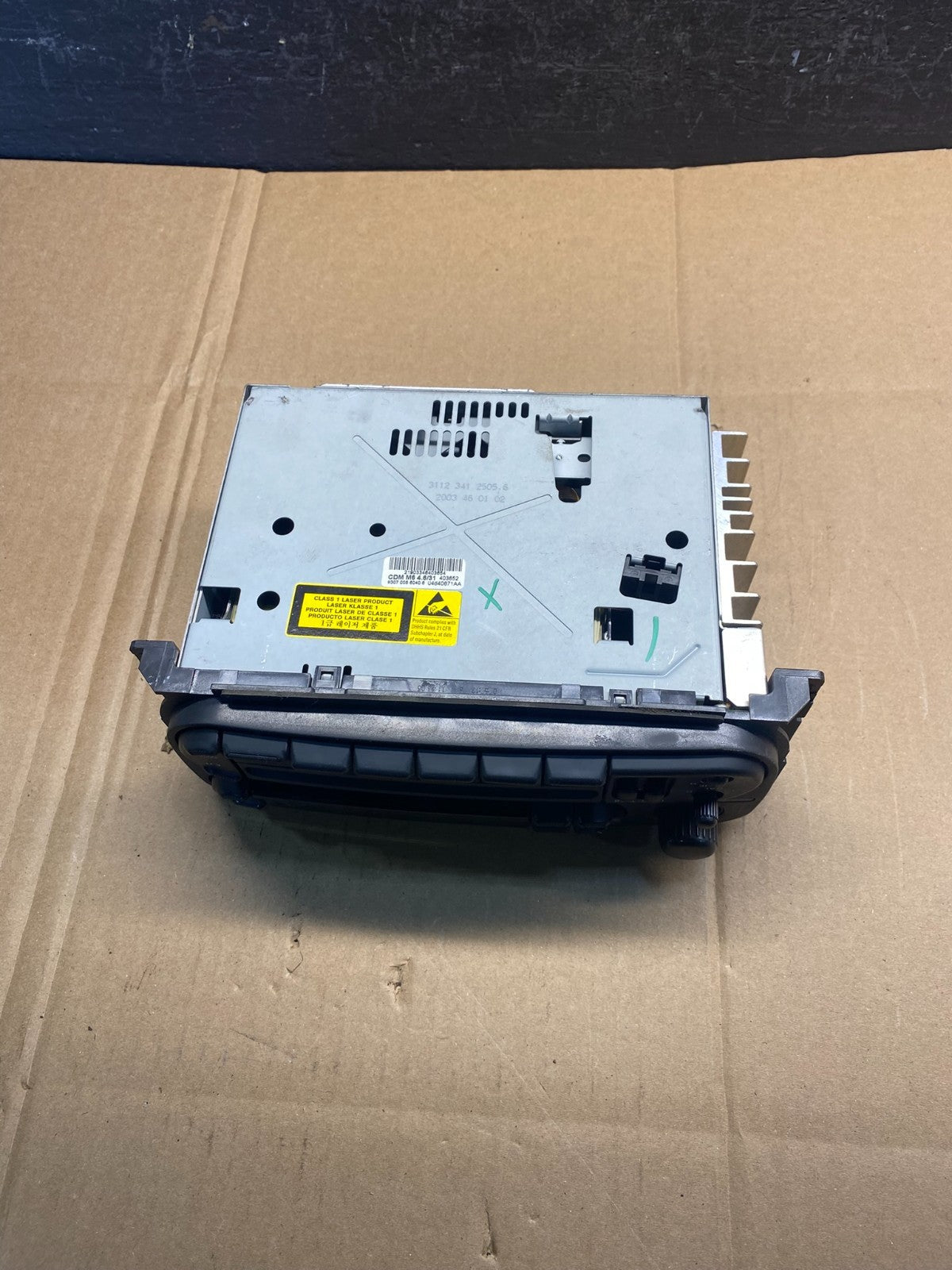2002 - 2006 Chrysler Dodge Jeep Ram Radio CD Player AM/FM Receiver AD1672 DG4
