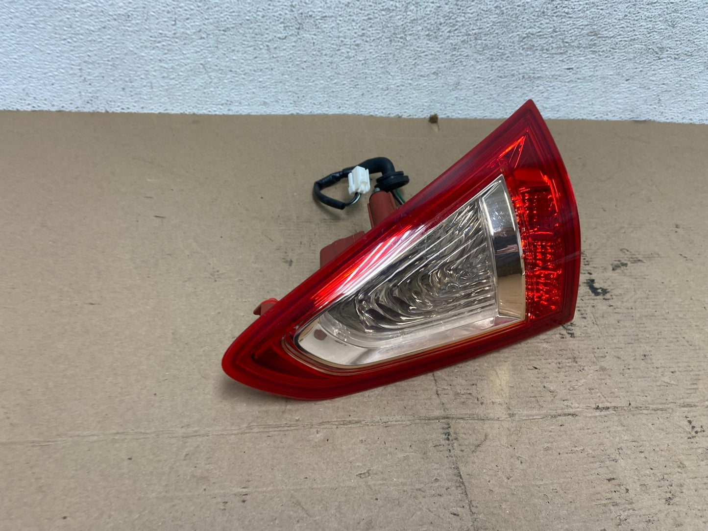 2008-2012 Infiniti Ex35 Right Passenger Tail Light Inner AF4607 DW2
