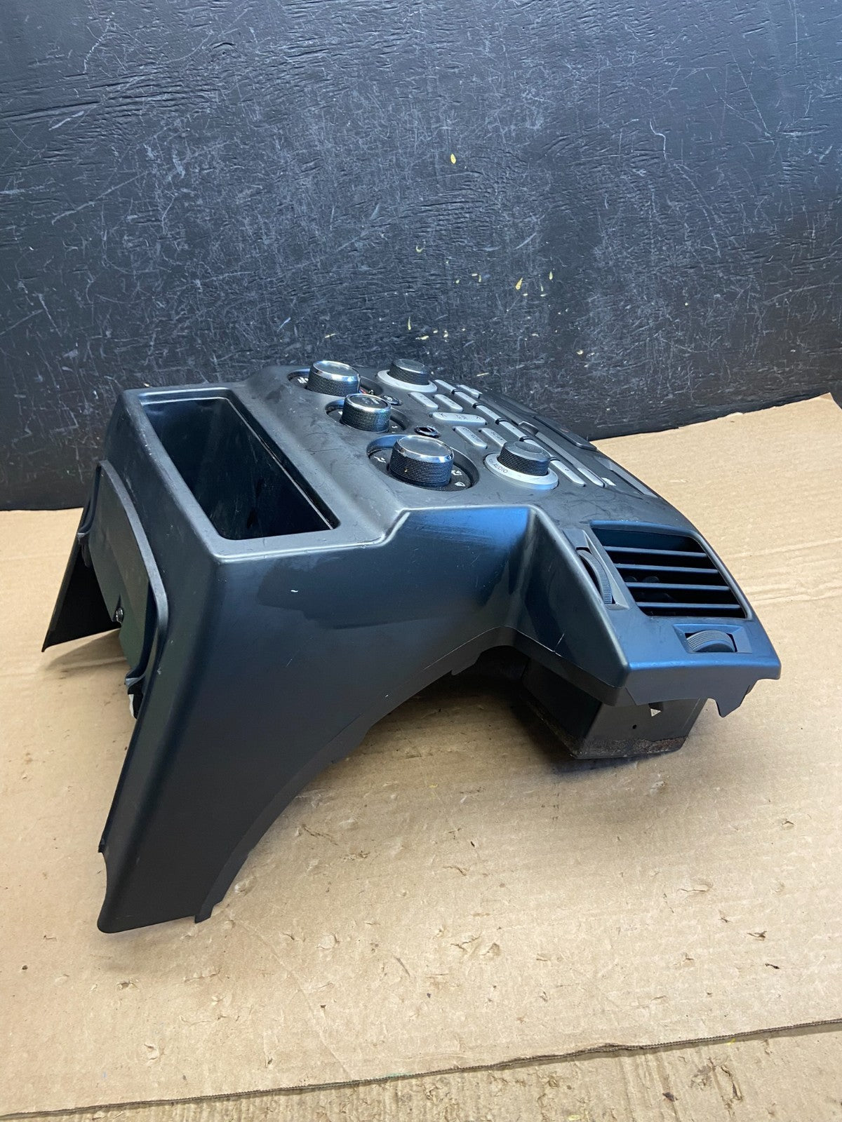2006 2011 Mitsubishi Endeavor A/C Heater Climate Control Unit Switch AF2600 DG2