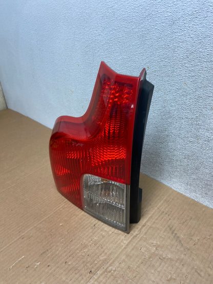 2007 to 2012 Volvo XC90 Left Driver Lh Side Lower Tail Light AI5869 LK1