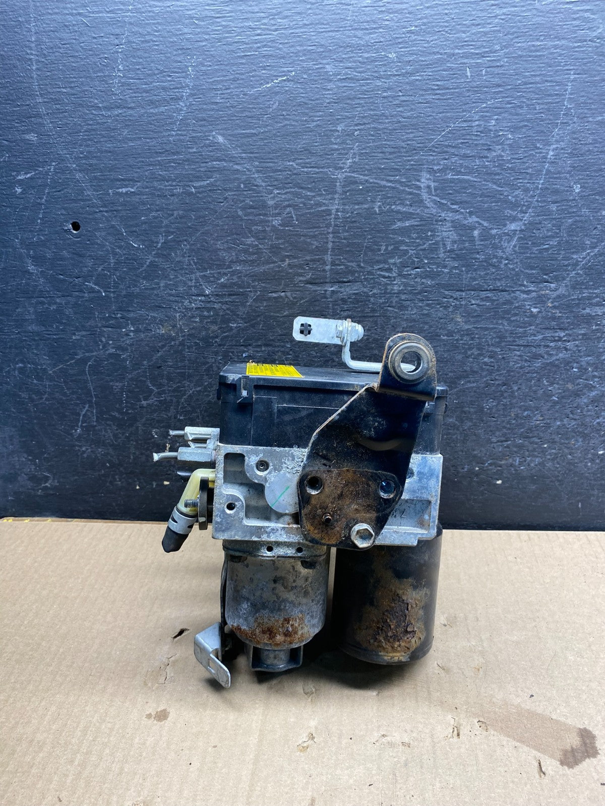 2004 - 2009 Toyota Prius ABS Brake Pump Anti Lock Module ag9702 DG2