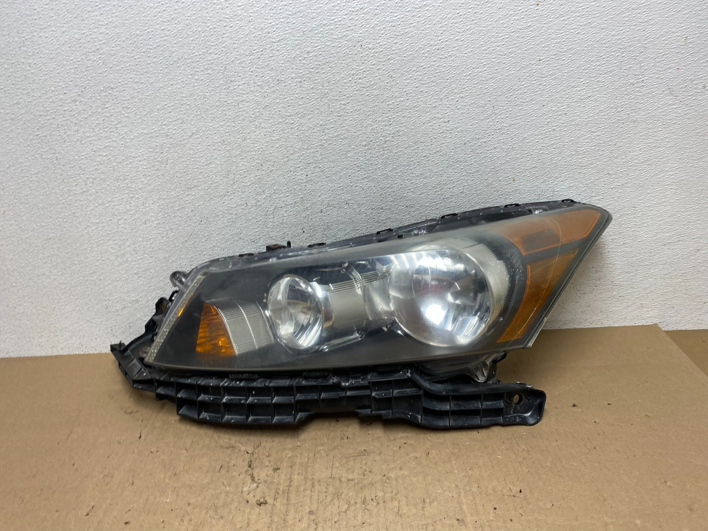 2008 to 2012 Honda Accord Sedan Headlight Left Driver Lh Side AE6550 DW0