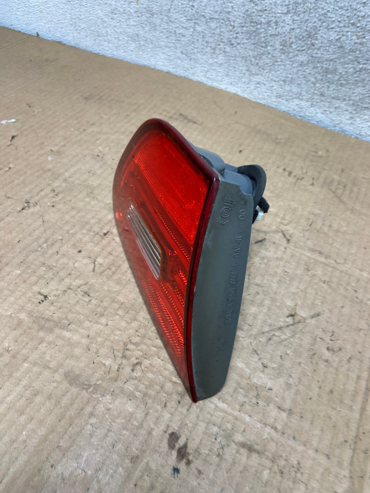2007-2010 Hyundai Elantra Left Driver LH Tail Light Inner AI8144 LK1