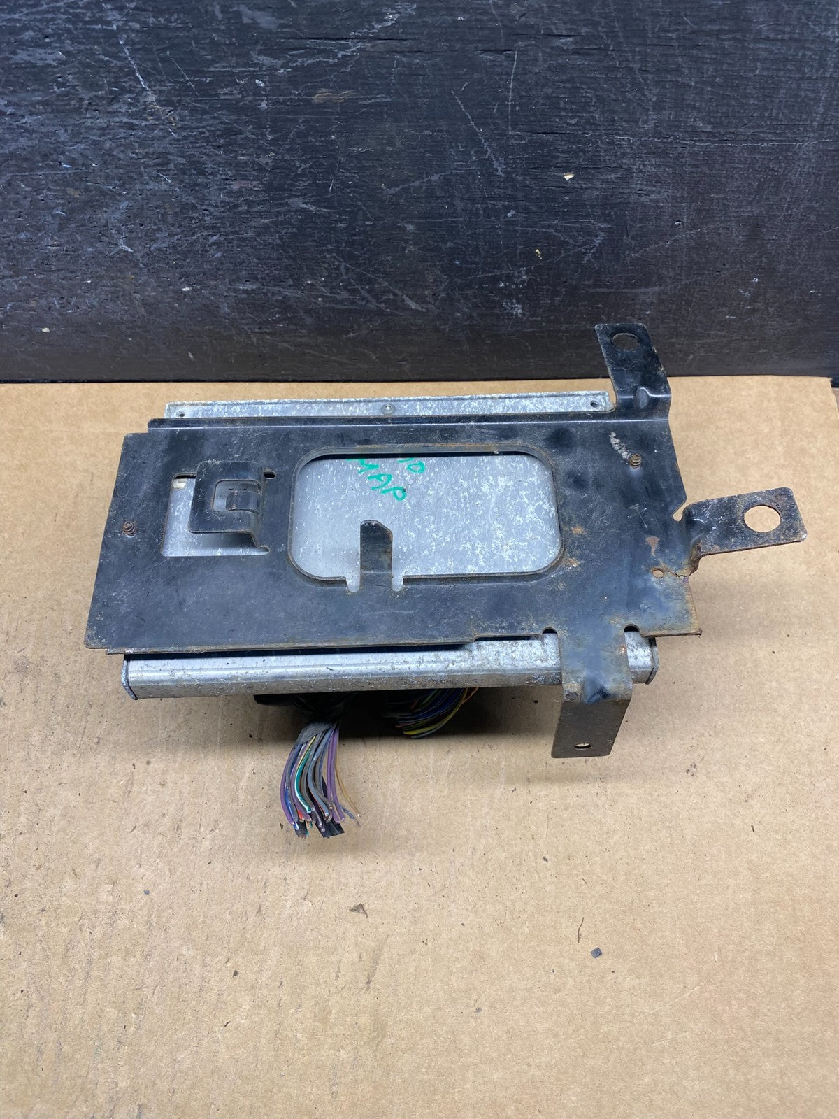 2004 Dodge Durango 5.7L Engine Computer Module ECU p56029039af AH5080 DG1