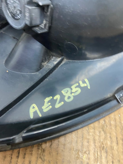 2004 - 2007 Dodge Grand Caravan Right Passenger Side Tail Light AE2854 LK6