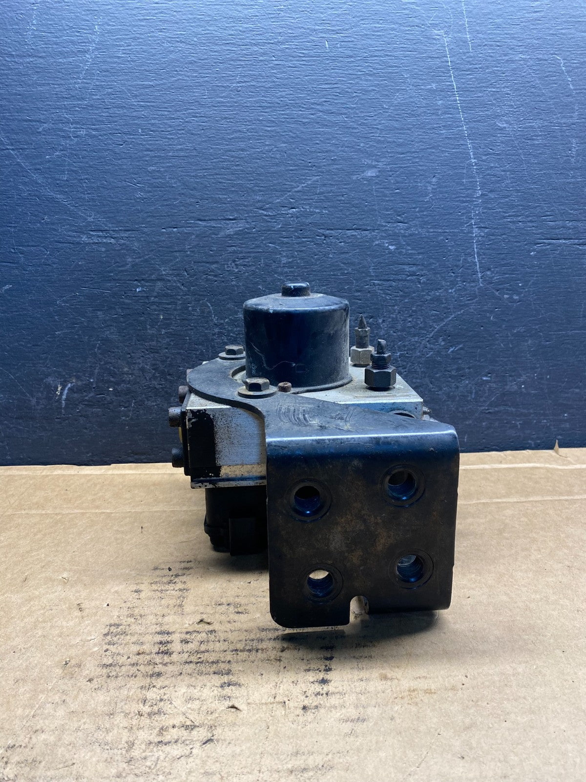 Wabco ABS Hydraulic ABS Pump With Module P/N 4784070720 AD7581 DG5