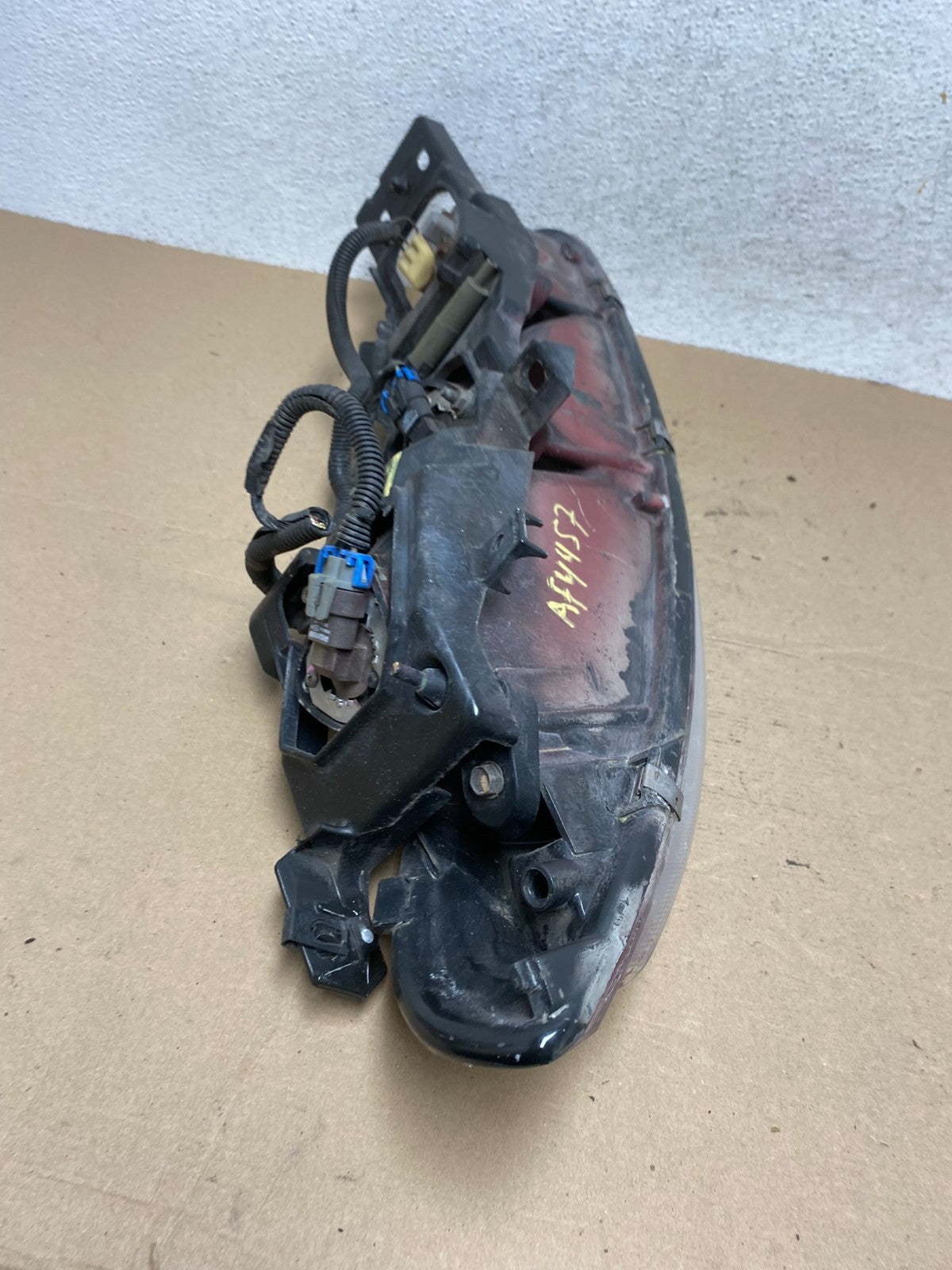 1995 to 1999 Oldsmobile Aurora Left Driver LH Side Headlight AF4457 DW7