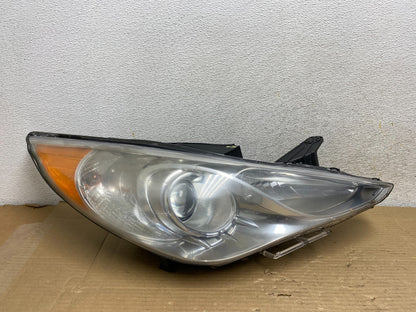 2011 - 2014 Hyundai Sonata Right Passenger Rh Side Headlight Halogen AH0570 DW0