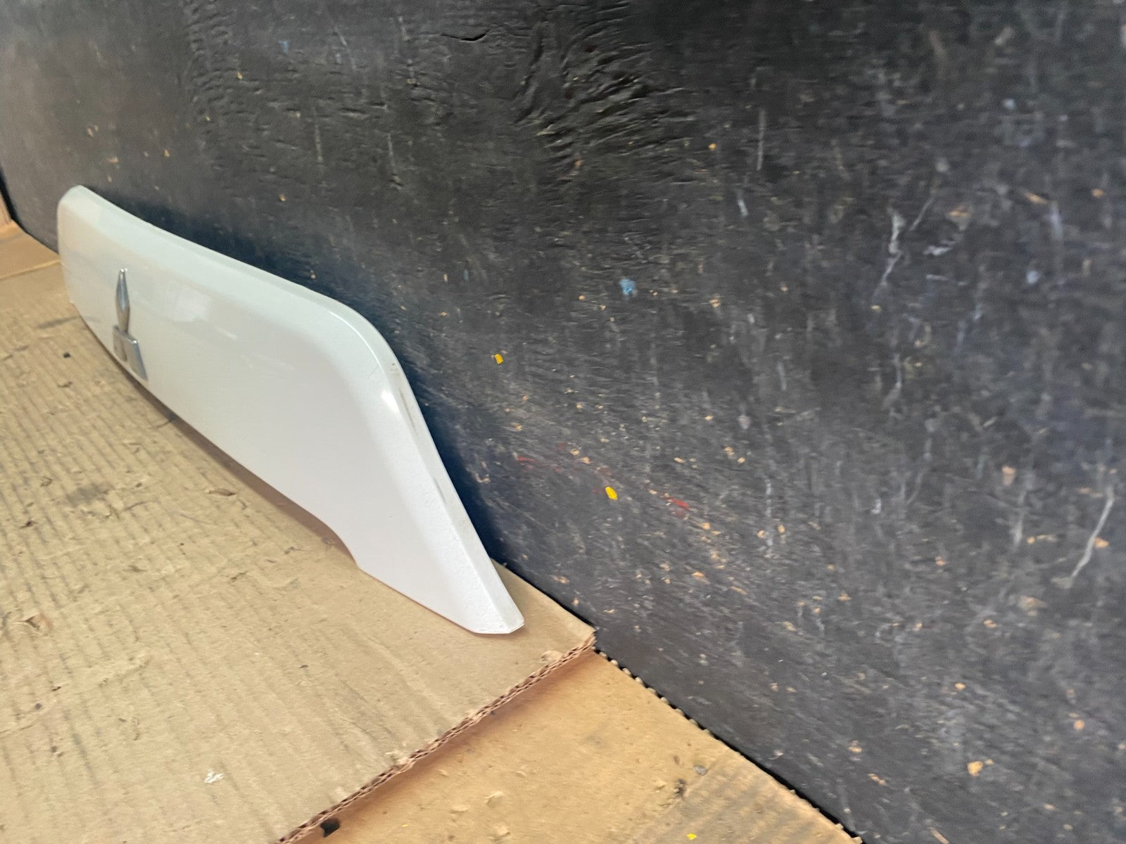 2007 to 2013 Mitsubishi Outlander Rear Hatch Tailgate Trim Molding OEM S5642 DG1