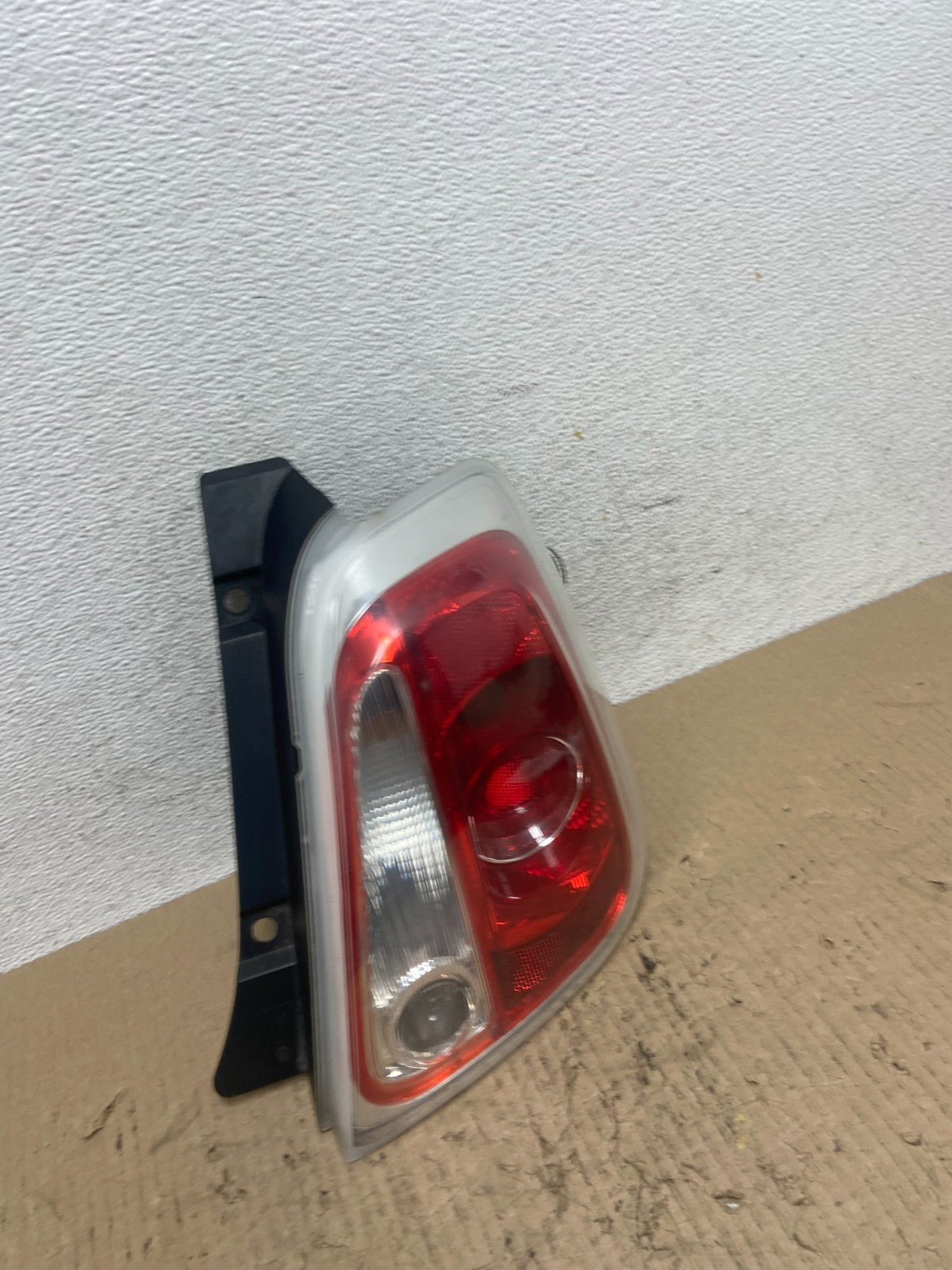 2012-2017 Fiat 500 Right Passenger RH Side Tail Light AF7053 DW2
