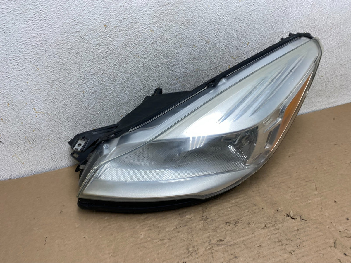2013 - 2016 Ford Escape Headlight Left Driver Lh Side Halogen AI0954 DW2