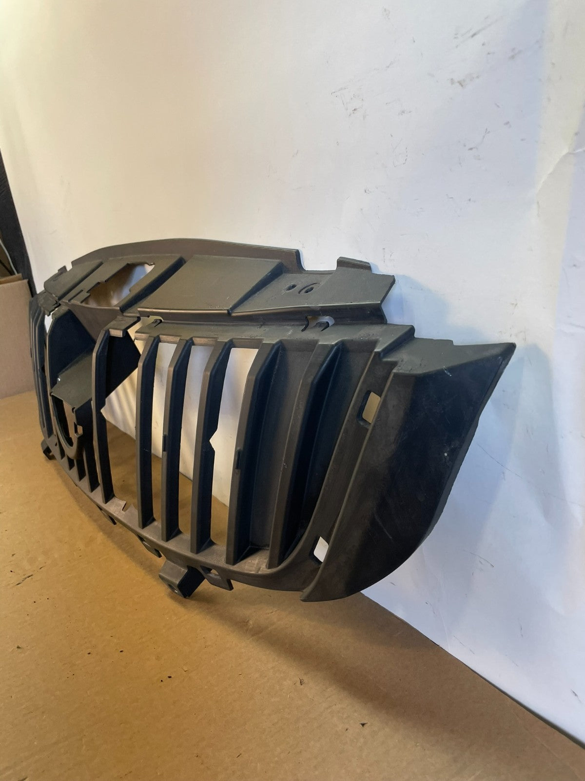 2010 to 2011 Mercury Milan Front Grill Grille AH0381 PS1