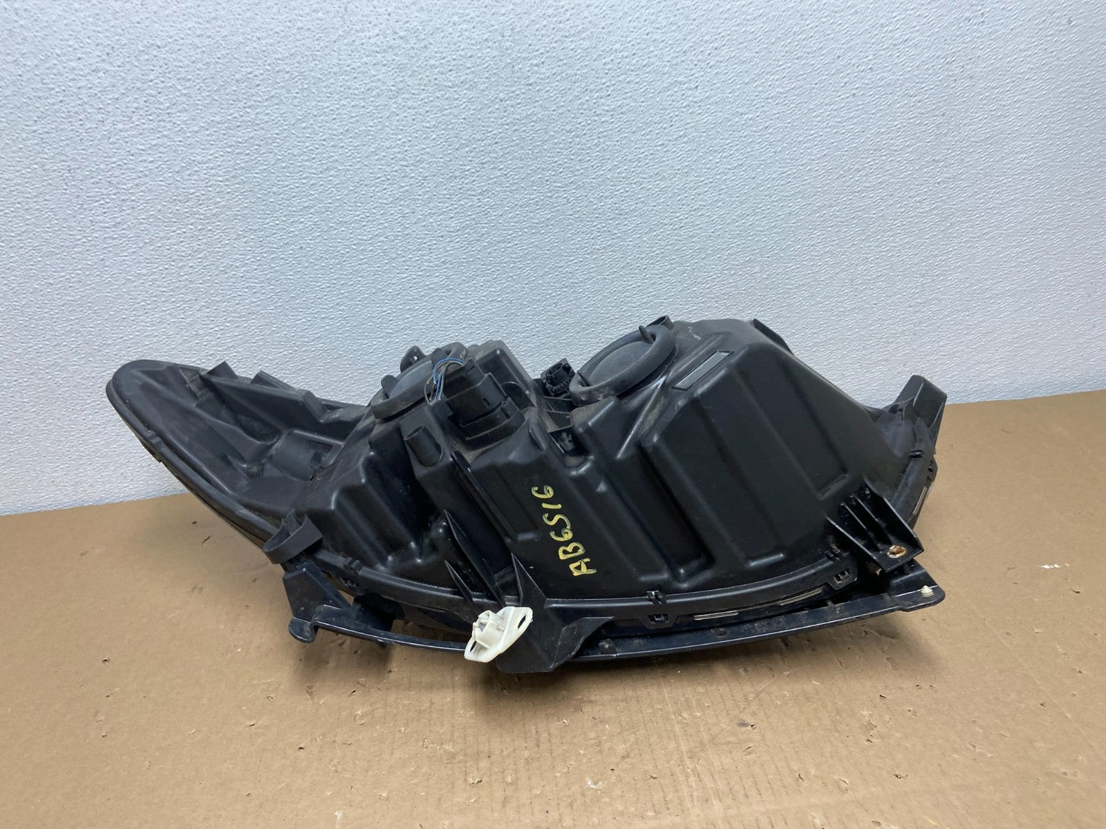2013 to 2016 Ford Fusion Left Driver Lh Side Headlight Oem AB6516 DW6