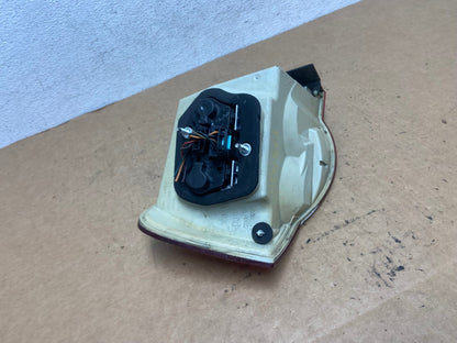 2005 2006 2007 Volkswagen Jetta Right Passenger Rh Side Tail Light AD4801 LK4