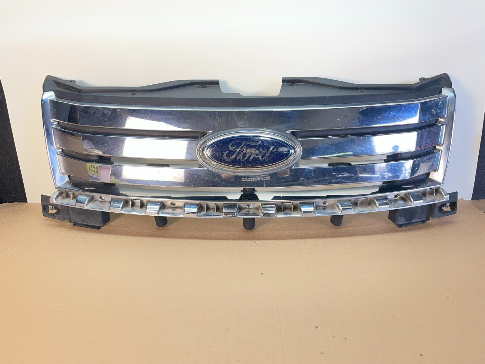 2008 to 2009 Ford Taurus Front Upper Grill Grille Chrome AG9991 DG0