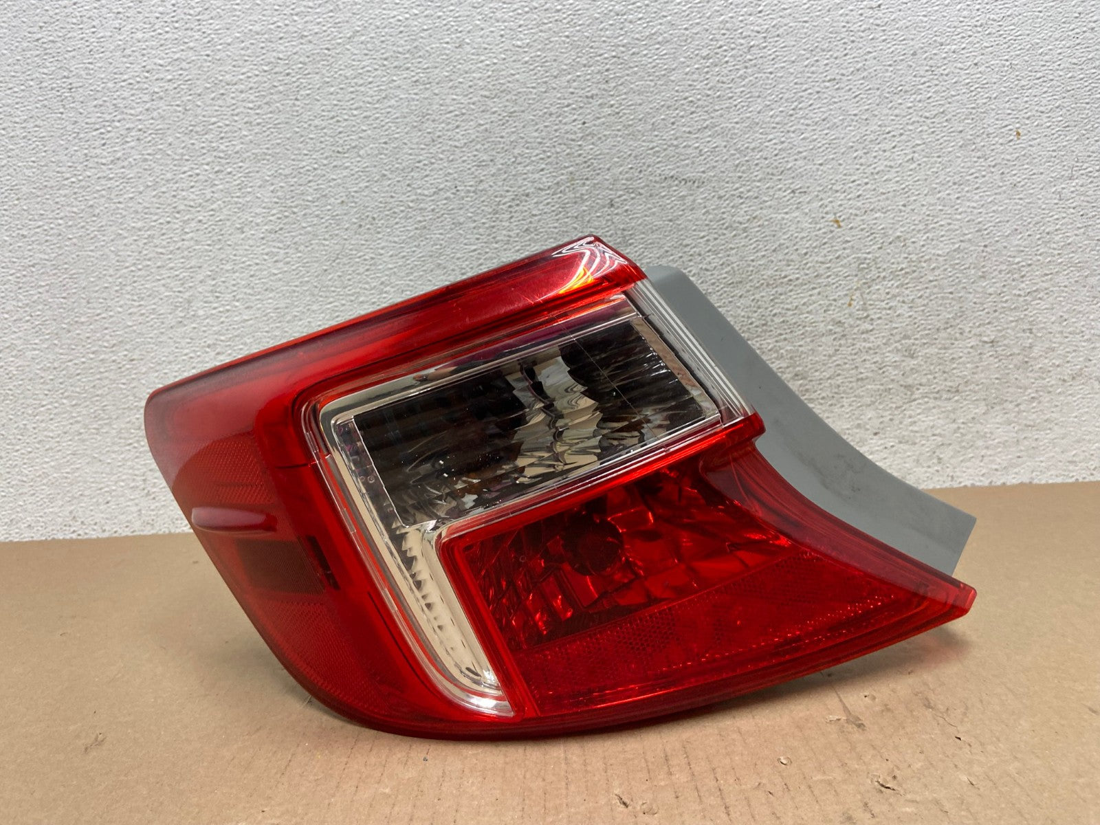 2012 2013 2014 Toyota Camry Left Driver LH Side Tail Light AE7199 LK0