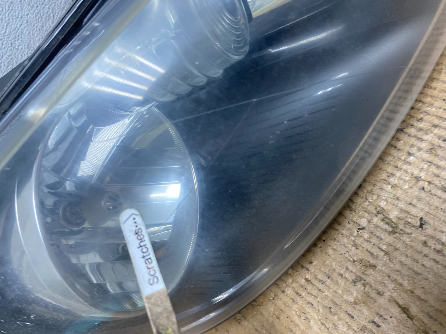 2010-2014 Volkswagen Golf MK6 GTI Right Passenger RH Halogen Headlight AE0289 DW3