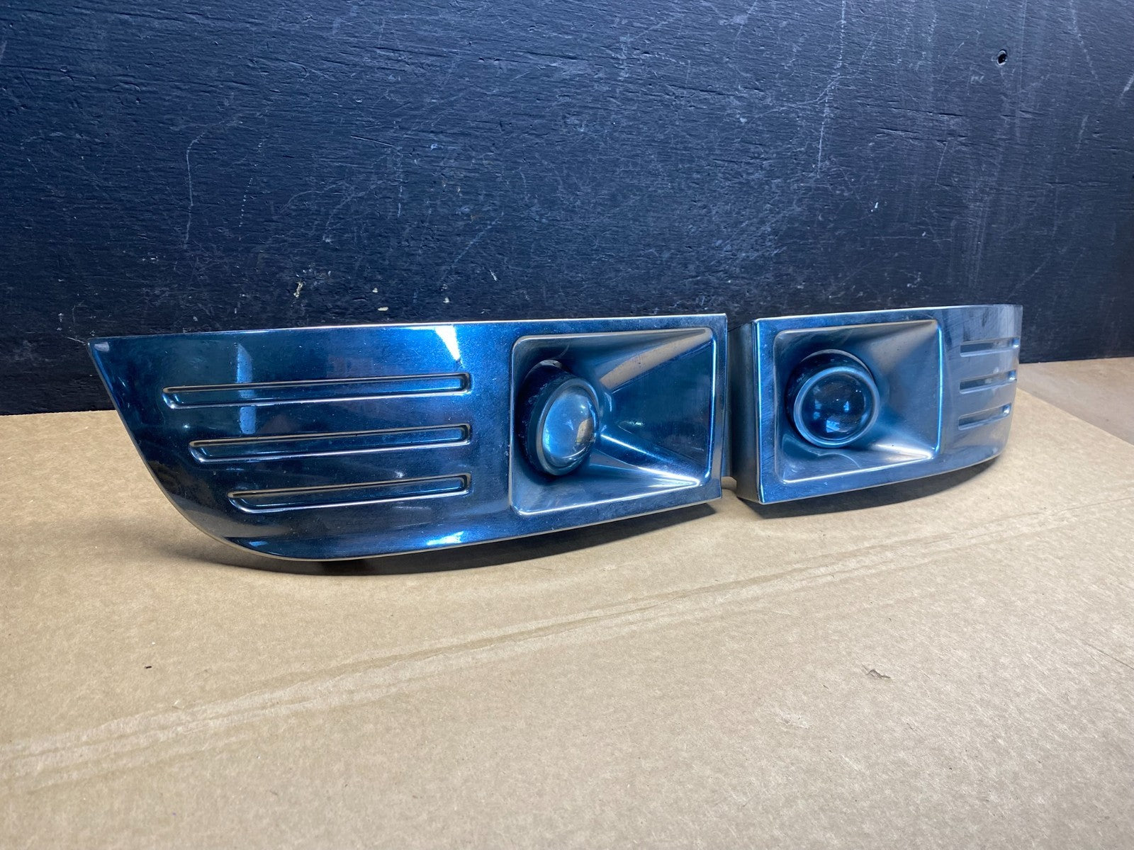2009-2019 Ford Flex Front Bumper Left+Right Set Fog Light Bezel Trim AF6848 DG2
