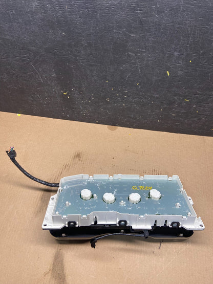 2008 Ford Crown Victoria Speedometer Cluster Gauge q7224 DG4