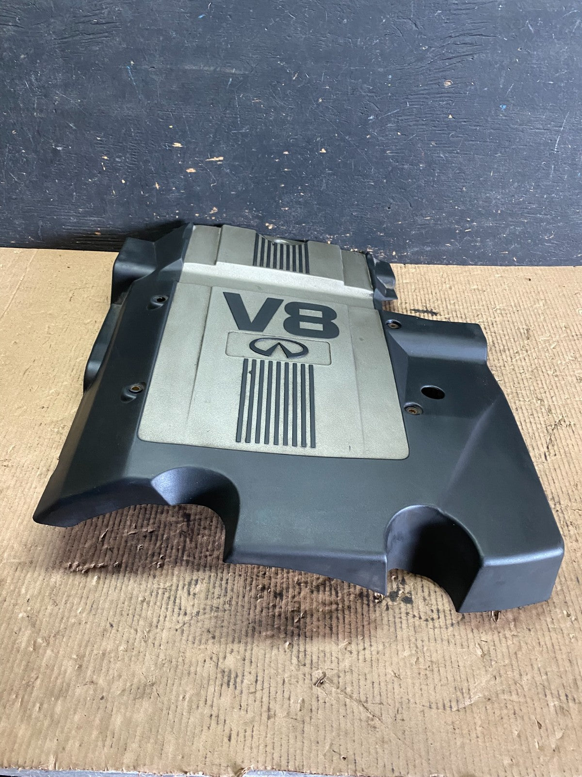 1997 to 2001 Infiniti Q45 Engine Motor Cover OEM  P5835 DG1