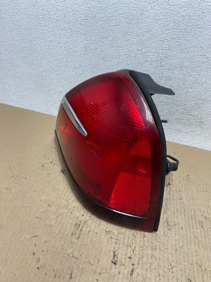 1998 to 2002 Mercury Grand Marquis Right Passenger Rh Side Tail Light AF6985 LK1