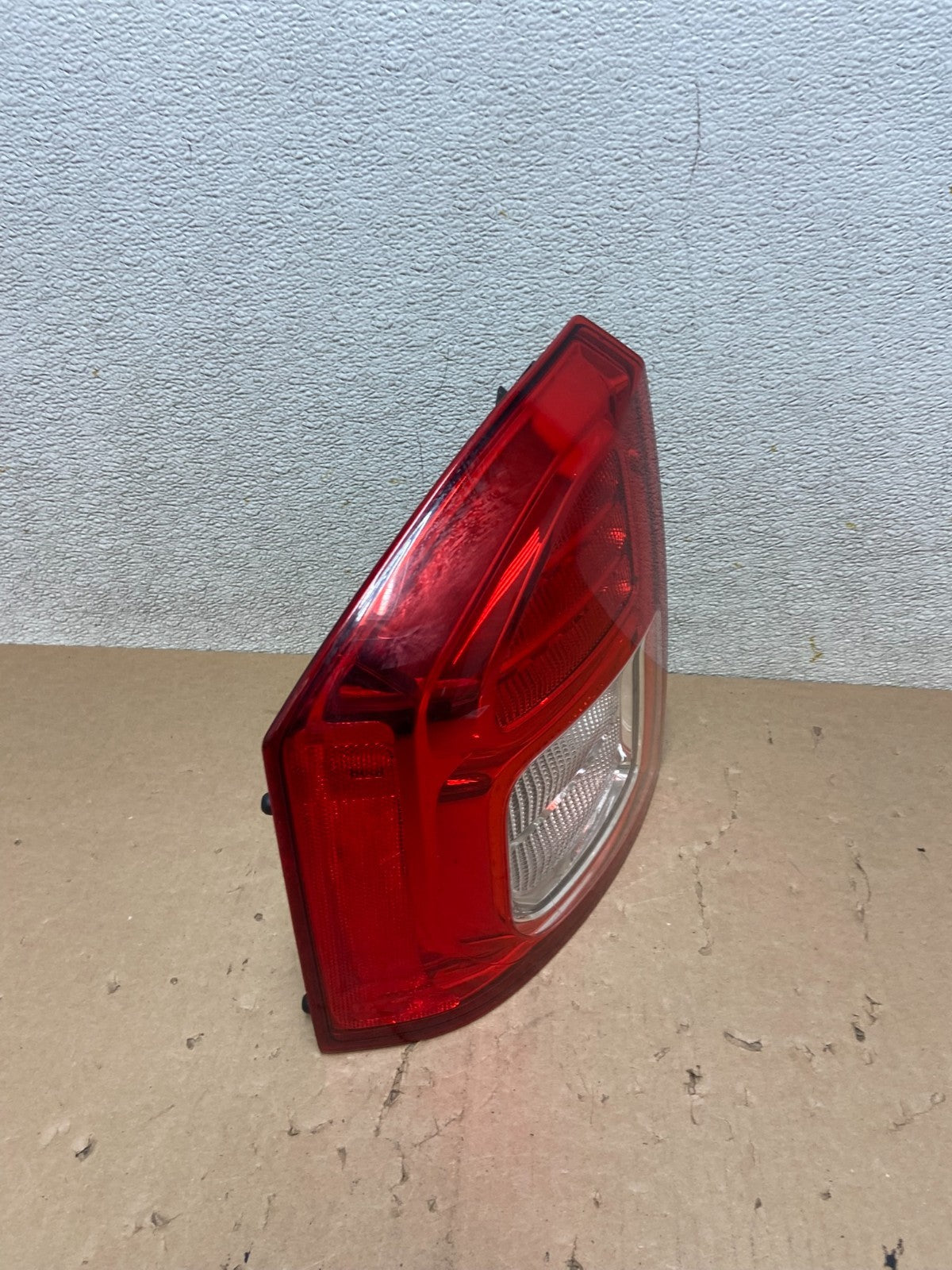 2011 2012 2013 Jeep Compass Left Driver LH Side Tail Light Oem R5578 DW2