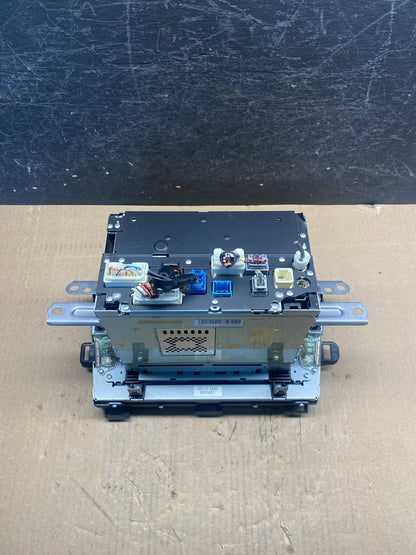 2010 to 2011 Toyota Prius Radio Stereo Receiver Aux CD Screen Player AH4787 DG5