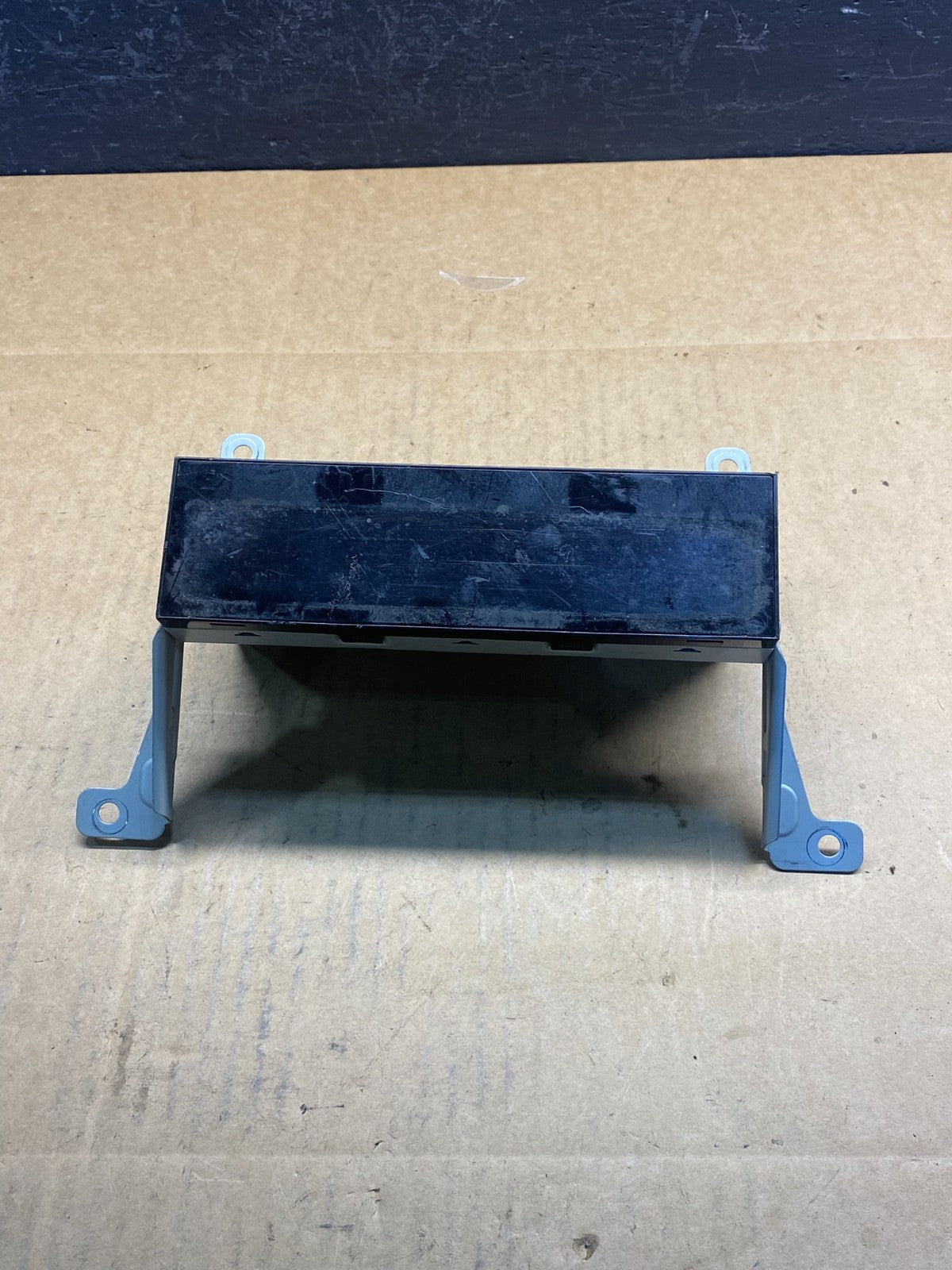 2011 to 2012 Ford Taurus Radio Information Display Screen Monitor AC2783 DG0
