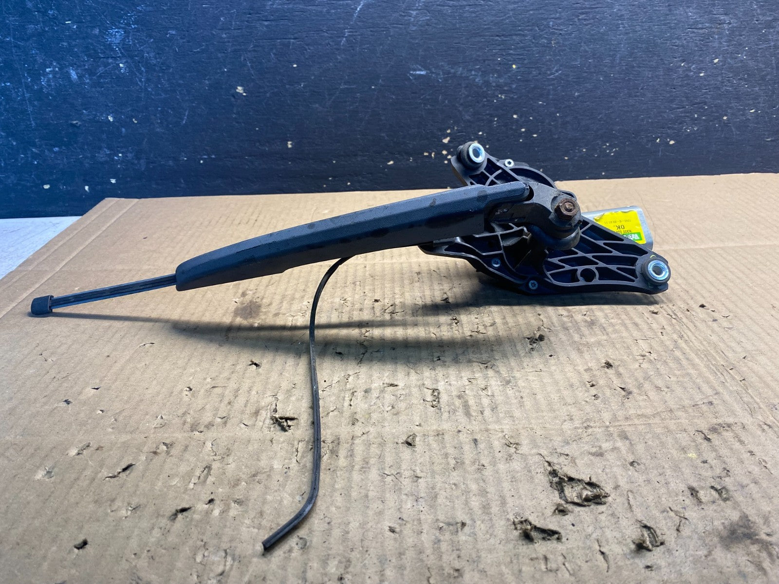 2011 to 2017 BMW X3 Rear Windshield Wiper Motor OEM AA7502  DG2