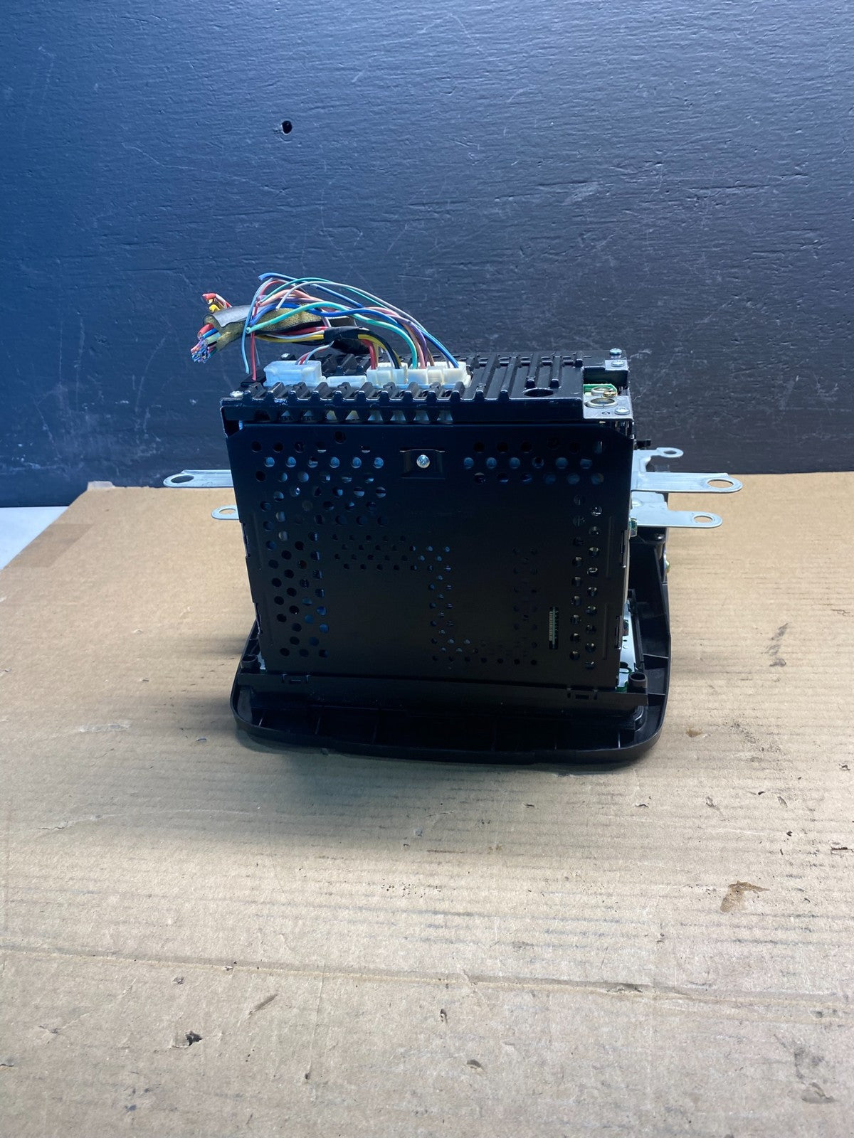 2001 to 2007 Toyota Highlander Climate Control Heater Radio Bezel AC6857 DG4