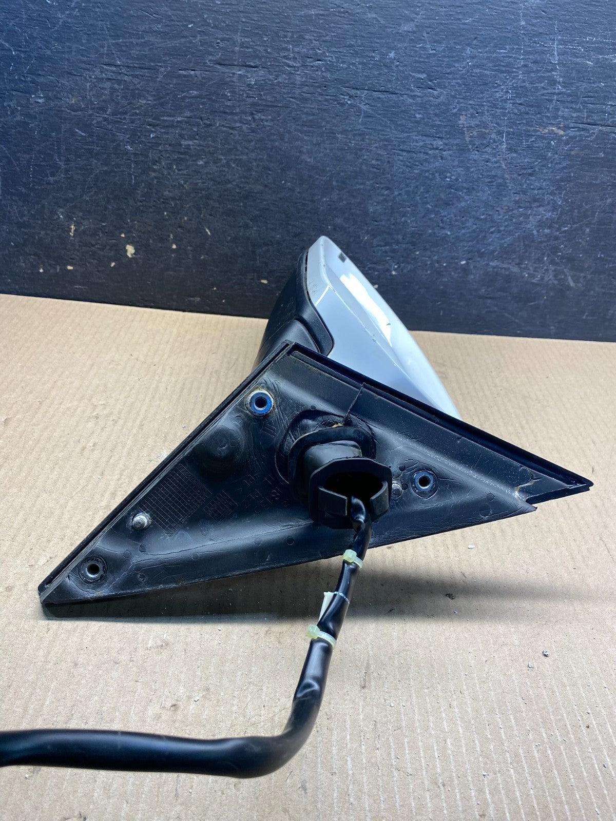 2009 to 2012 Audi A4 Left Driver LH Side View Power Door Mirror AI5372 DW4