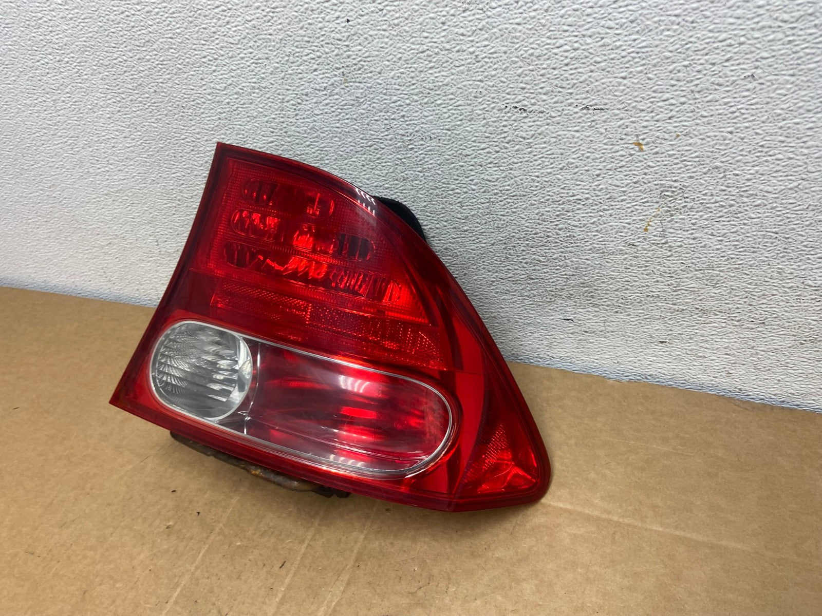 2006 2007 2008 Honda Civic Right Passenger Rh Side Tail Light AD5375 LK1