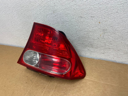 2006 2007 2008 Honda Civic Right Passenger Rh Side Tail Light AD5375 LK1