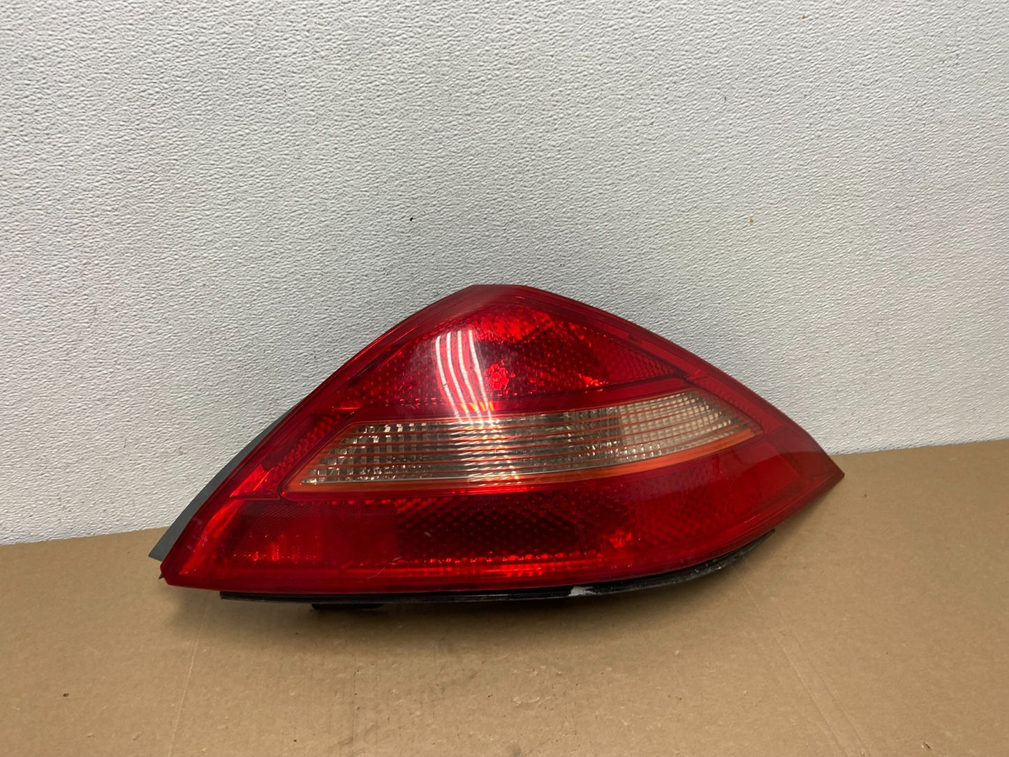 2003 2004 2005 Honda Accord Coupe Right Passenger Rh Tail Light AC5602 DW0