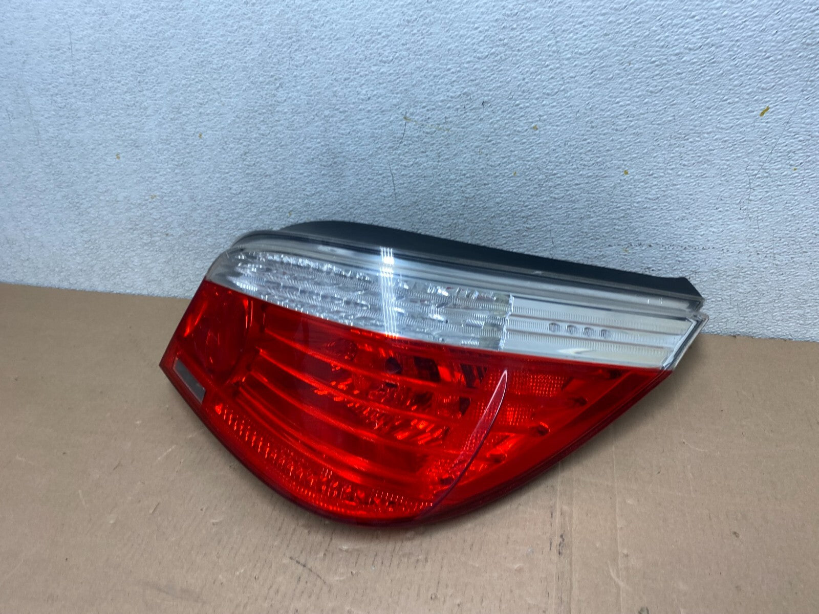 2008 2009 2010 BMW 5 525i 530i Right Passenger Rh Tail Side Light Oem M0322 DW1