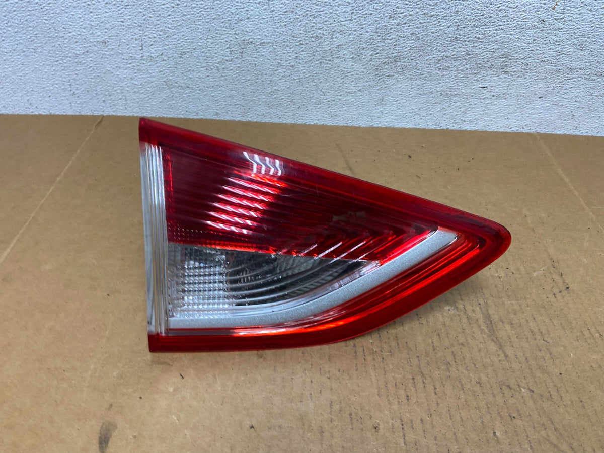 2013 to 2016 Ford Escape Left Driver LH Side Inner Tail Light AD9047 DW0