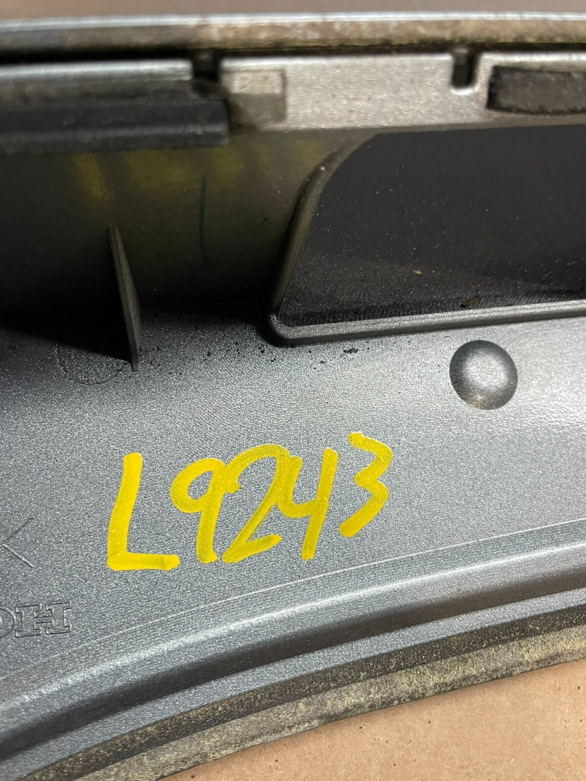 2008 2009 2010 Honda Odyssey Rear Trunk Spoiler Gate L9243 DG12