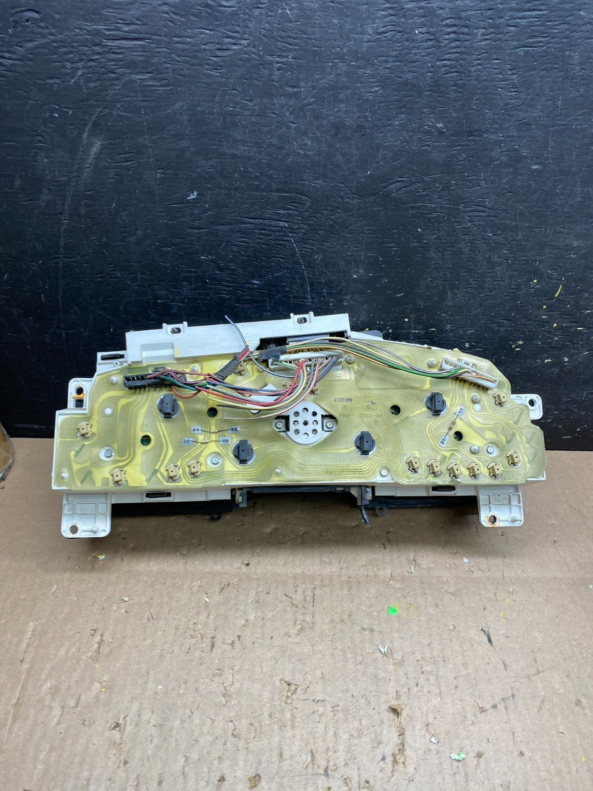 2001 - 2002 Ford Econoline E250 E350 Van Speedometer Instrument Cluster t5924 DG4
