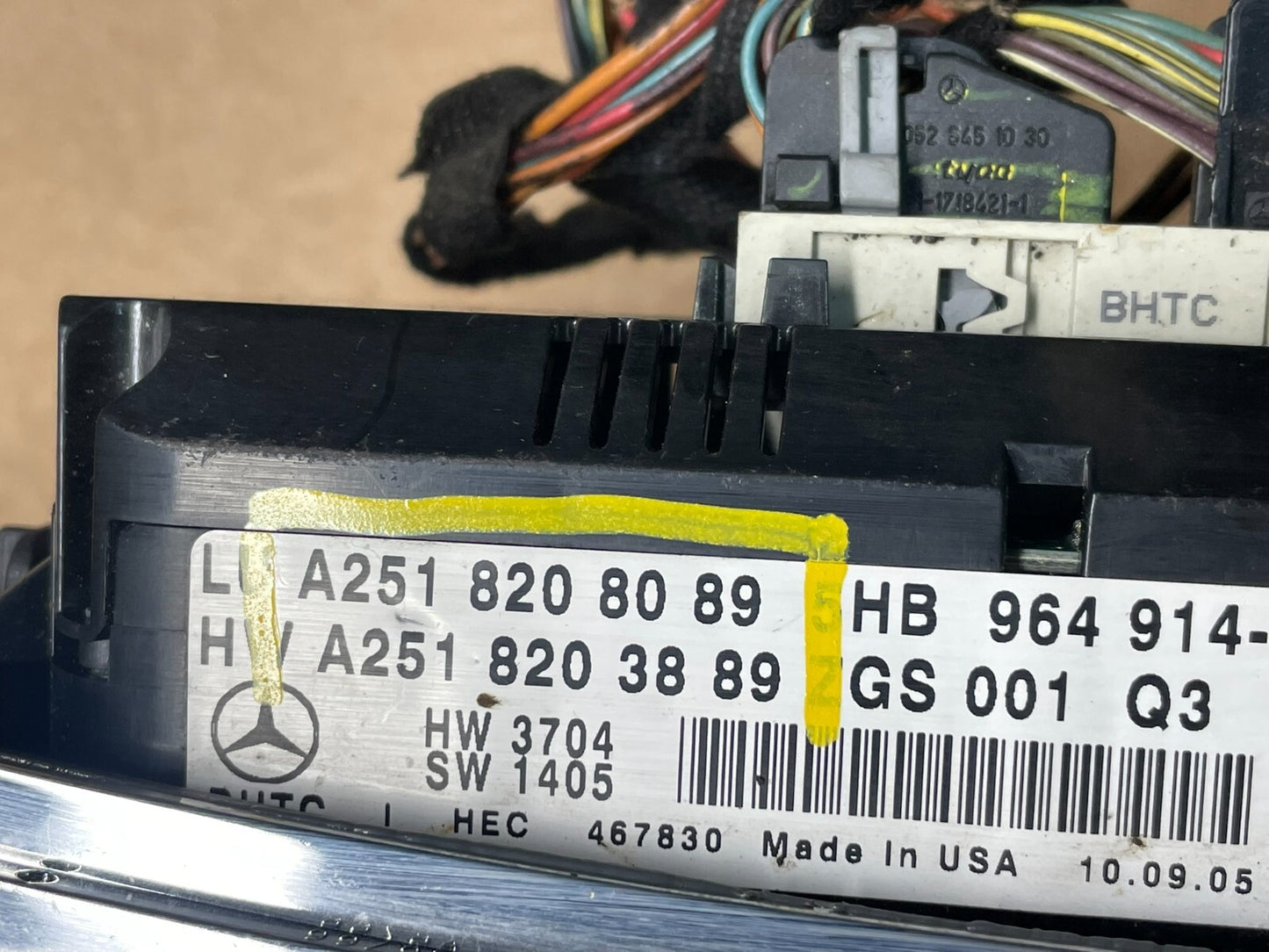 2007 2008 2009 Mercedes W251 R350 AC Temp Heater Climate Control F9399 DG17