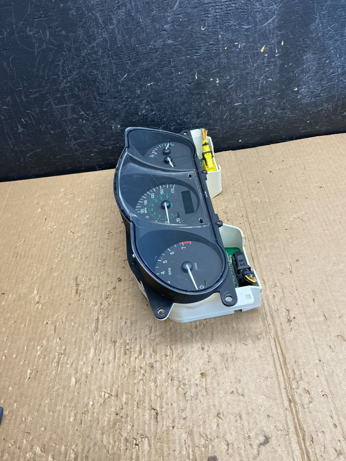1998 to 1993 Jaguar XJ8 Speedometer Gauge Instrument Cluster AE4318 DW1